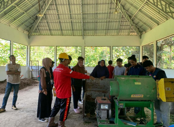 Dokumentasi KKN-TI Universitas Halu Oleo di Desa Tirawuta Tahun 2024